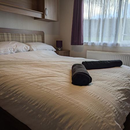 Swift Holidays At Combe Haven Holiday Park هاستَنغ المظهر الخارجي الصورة